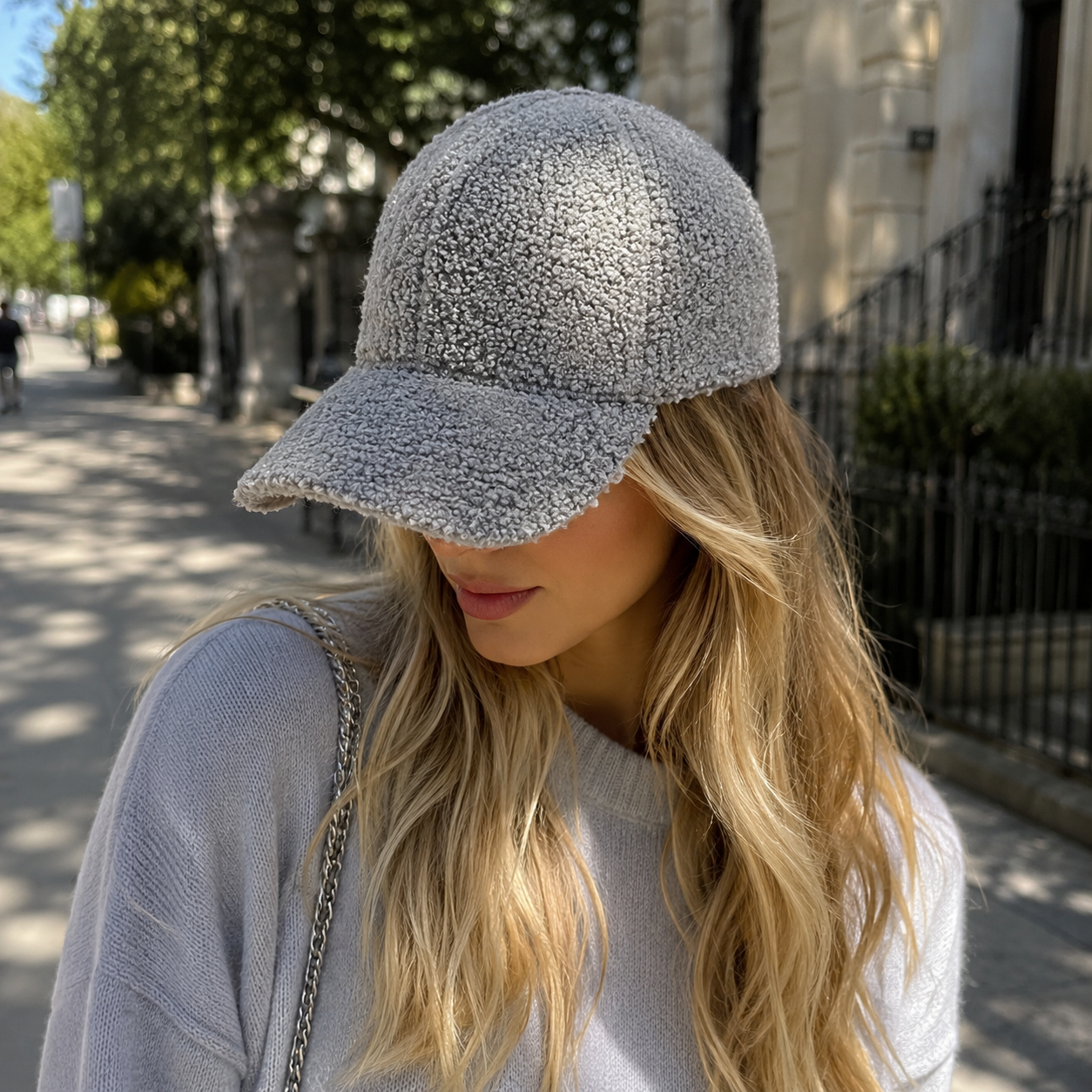 Cotton Fluffy Cap w. Scattered Crystals- Grey