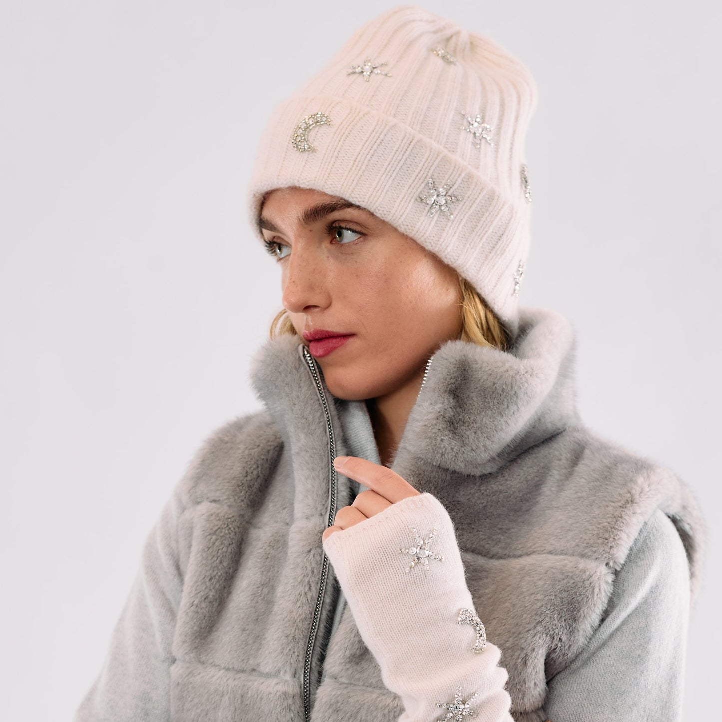 Cashmere Chunky Rib Cuffed Beanie with Hand Embroidered Stars and Moon- Yogi Ivory