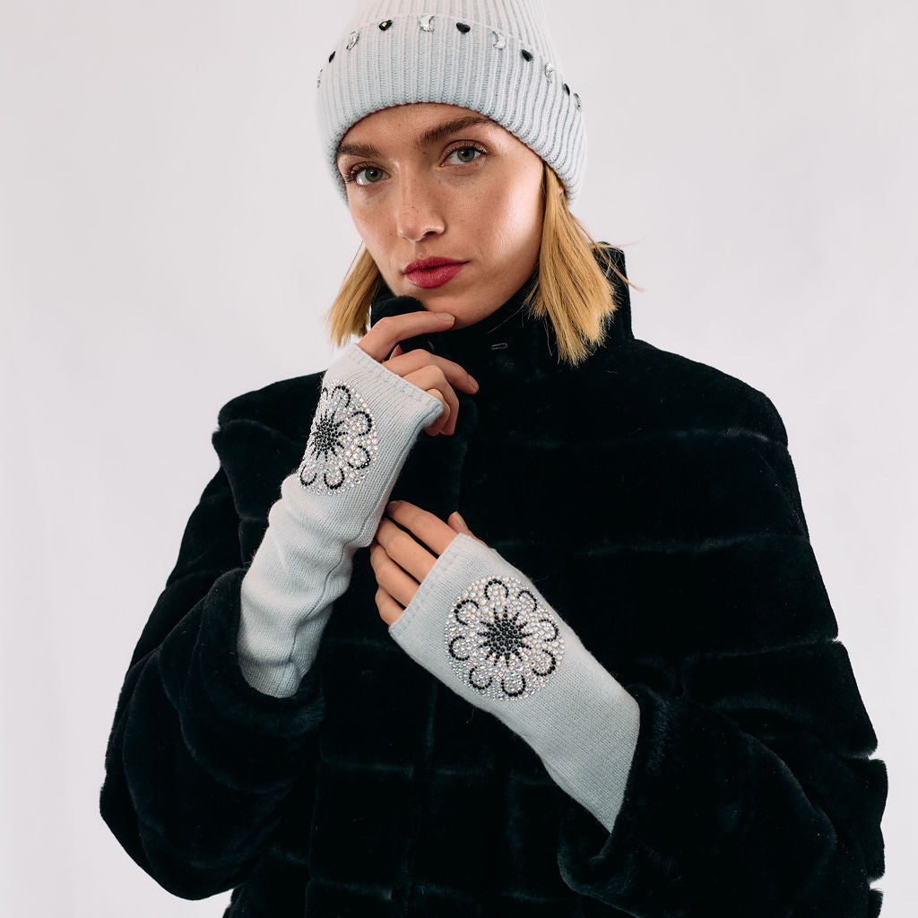 Cashmere Long Fingerless Gloves w. Moon and Stars Medallions