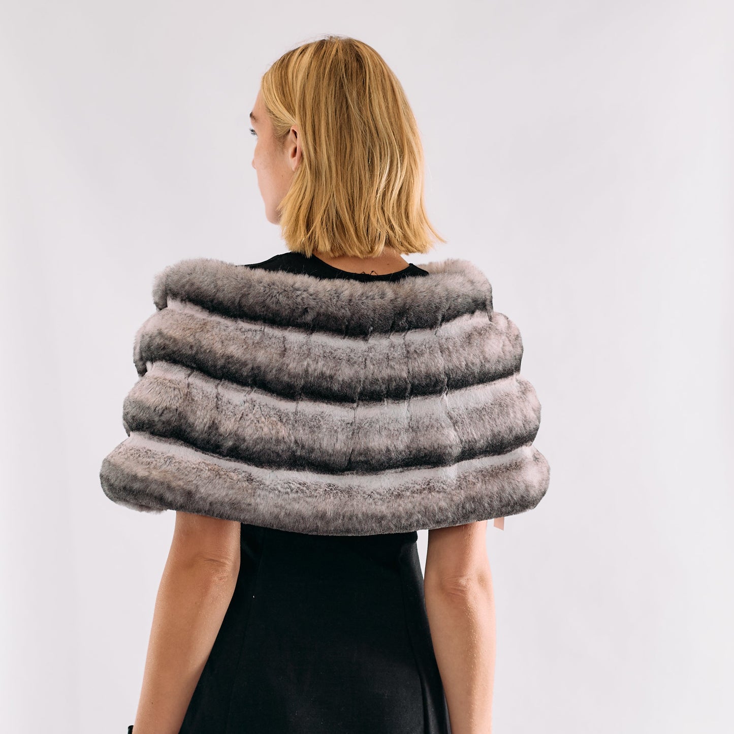 Faux Fur Emilia w. Crystal Flower Buttons