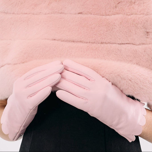 Nappa Leather Gloves w. Scalloped Edge