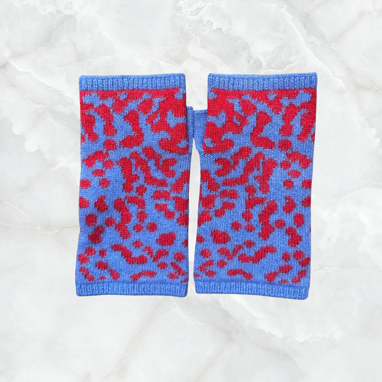 Cashmere Short Fingerless Gloves with Half Tone Intarsia Design