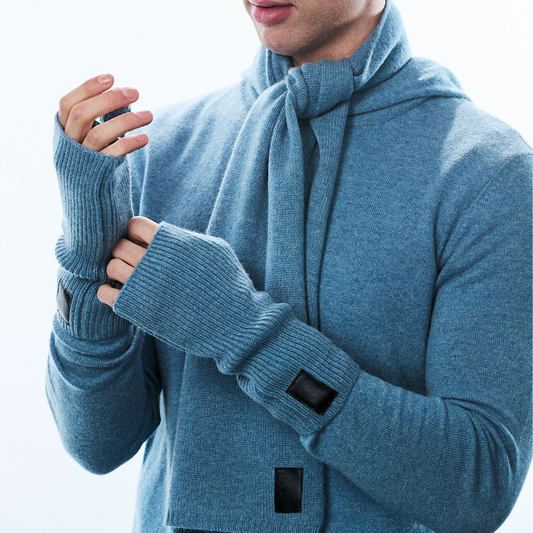 Cashmere Ribbed Unisex Gloves with Leather Tab - Blue
