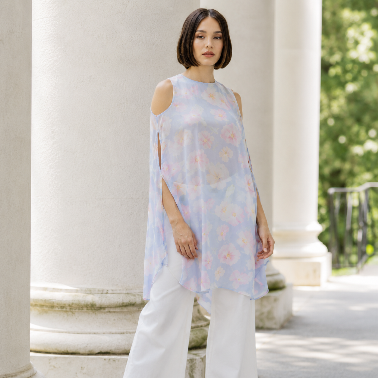 Flower Printed Kaftan w. Swarovski Crystal Slits