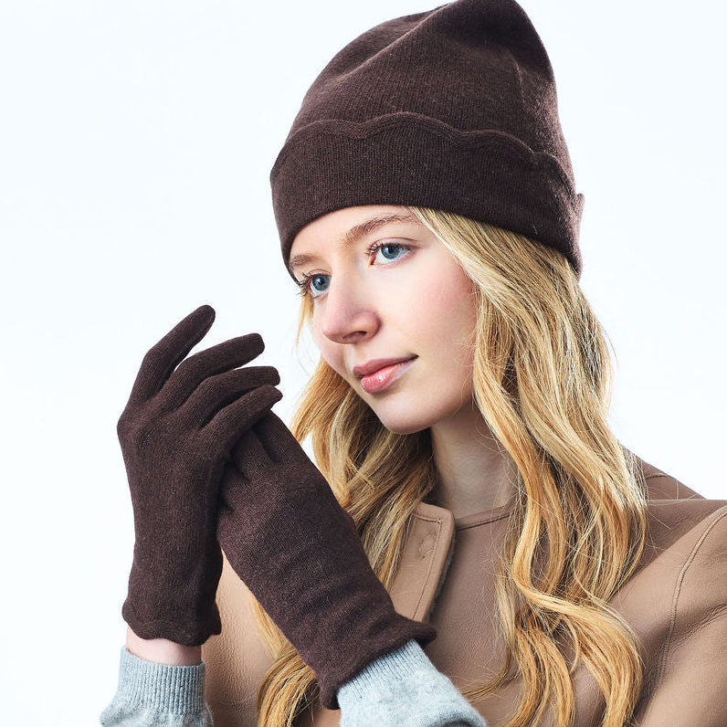 Full Finger Gloves w. Scalloped Edges -Brown