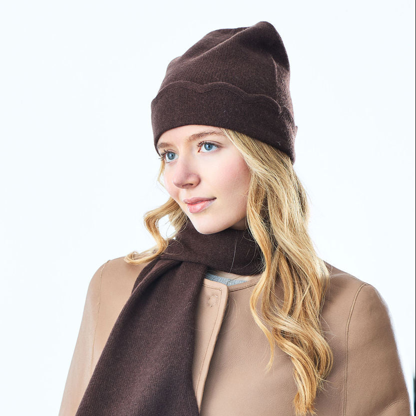 Scalloped Cashmere Beanie -Brown