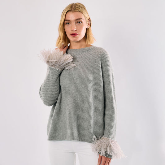 Cashmere Ribbed Boyfriend Sweater w. Ostrich Jeweled Trim - Light Heather Grey