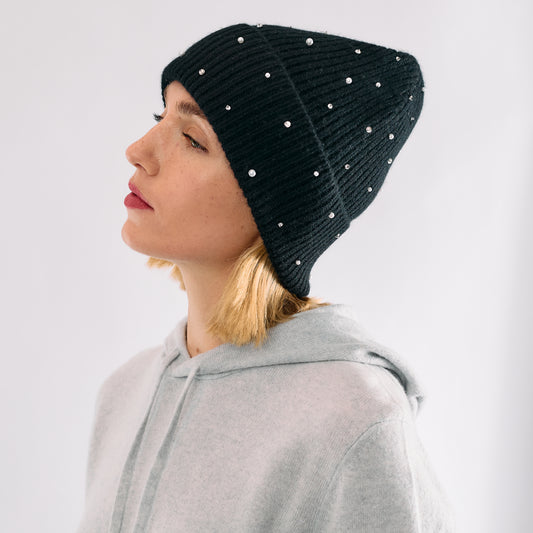 Cashmere Ribbed Cuffed Beanie w. Pearls & Crystals - Black
