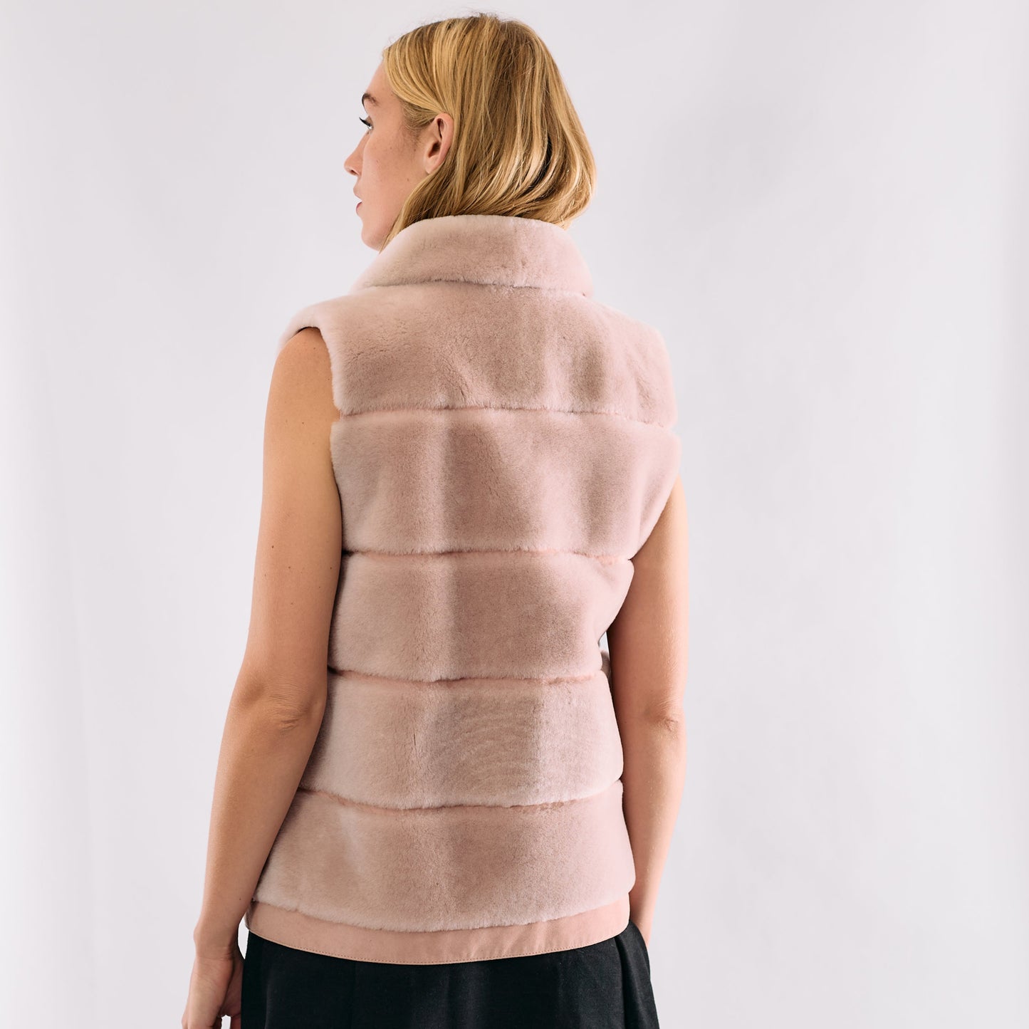 Sleeveless Shearling Vest w. Collar -Pink