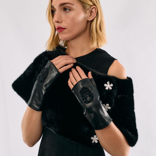 Leather Fingerless Gloves w. Crystal Skull - Black w. Black