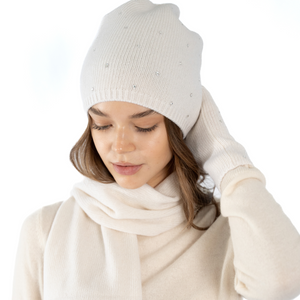 Cashmere Slouchy Beanie w. Scattered Swarovski Crystals - Bleached White