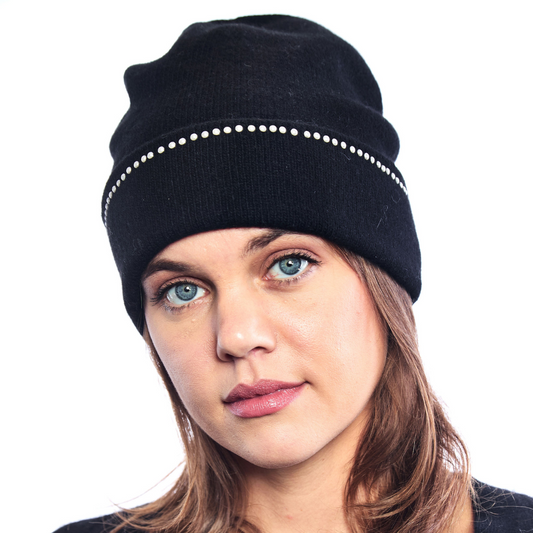 Cashmere Cuffed Beanie w. Pearl Embellishment -  Black