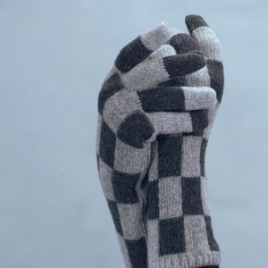 Cashmere Medium Length Full Finger Checkered Gloves