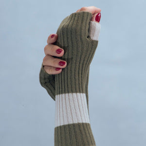 Long Ribbed Fingerless Gloves w. Contrast Stripe