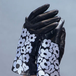 Leather Gloves w. Embroidered Abstract Flowers