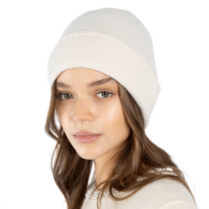 Cashmere Cuffed Beanie w. Pearl Embellishment - Bleached White