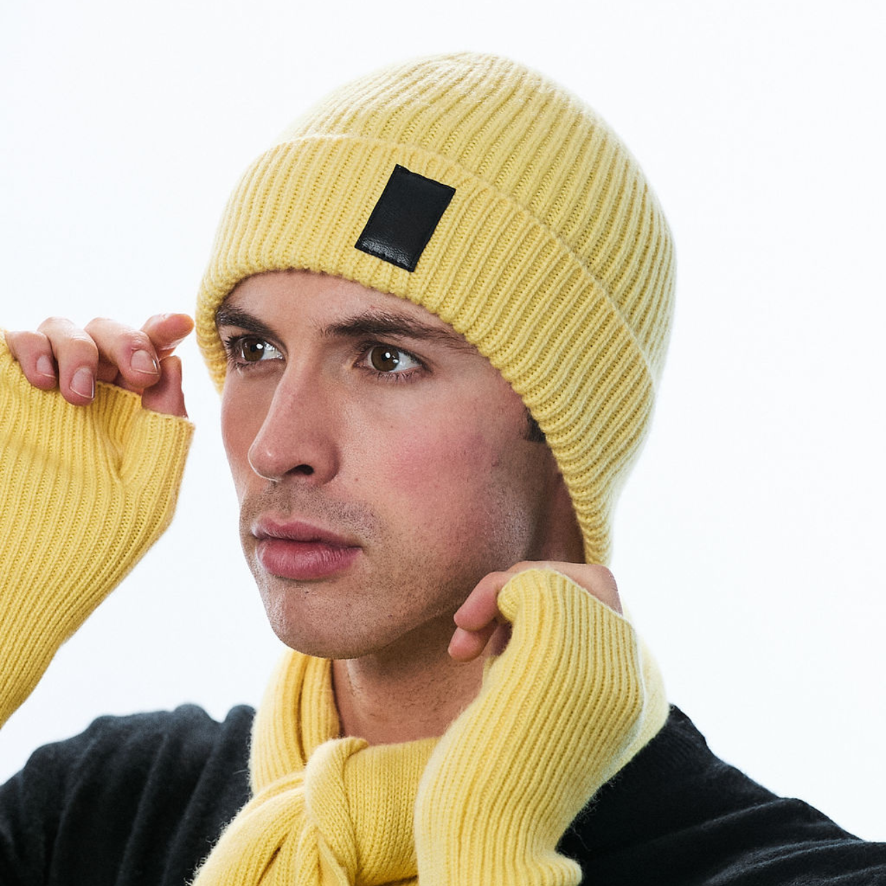 Cashmere Ribbed Beanie w. Leather Tab - Yellow