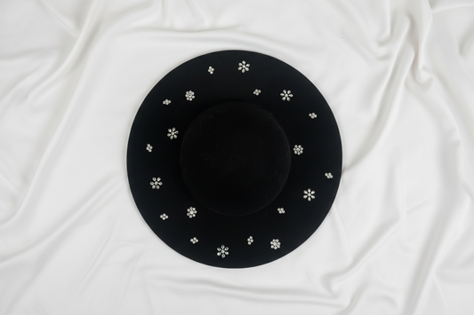 Sun Hat with Scattered Flower Crystals