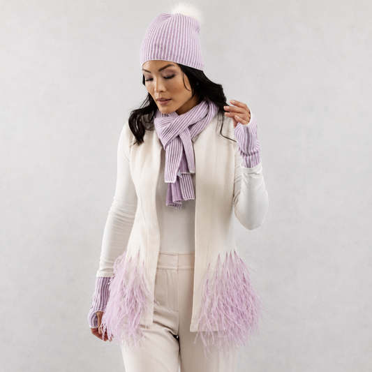 Cashmere Vest w. Ostrich Feather Trim -Chalk w. Lavender