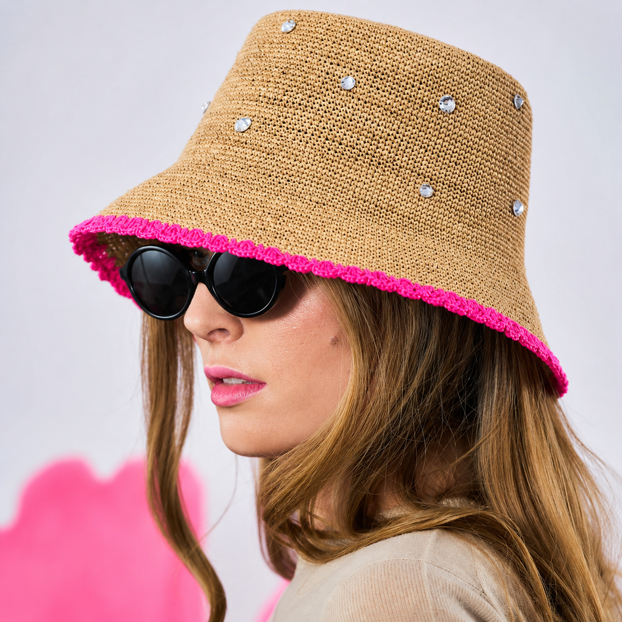 Summer Straw Hat w. Scattered Crystals - Natural with Pink Trim