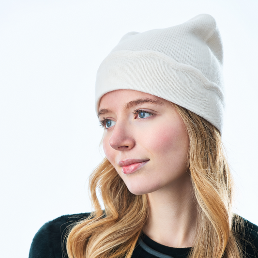 Scalloped Cashmere Beanie -White