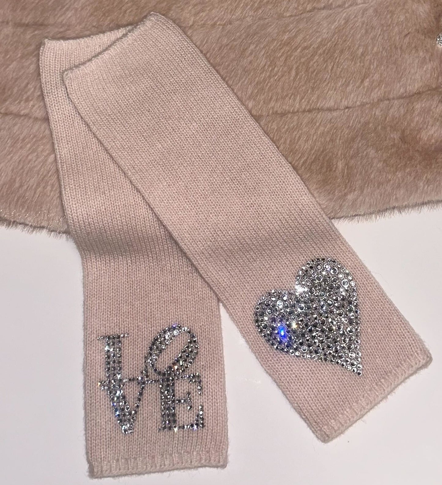 Cashmere Long Fingerless Gloves w. LOVE and Heart Medallion