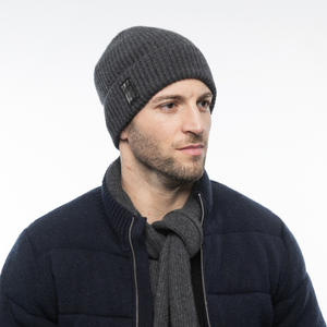 Men's Ribbed Cashmere Hat w. Cuff & Leather Tab